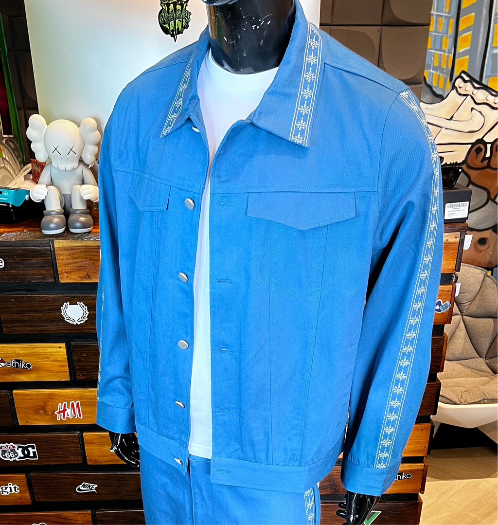 On A Loop Embroidered Stitch Trucker Jacket - Blue