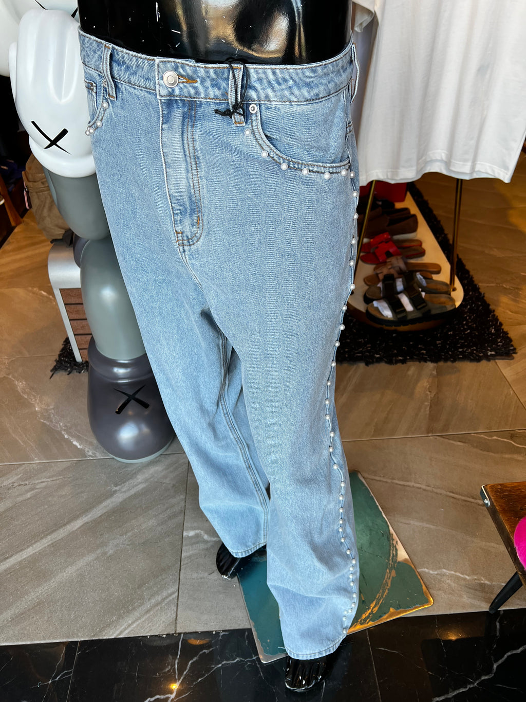 Baggy Pearls Along Side Jean - Light Wash