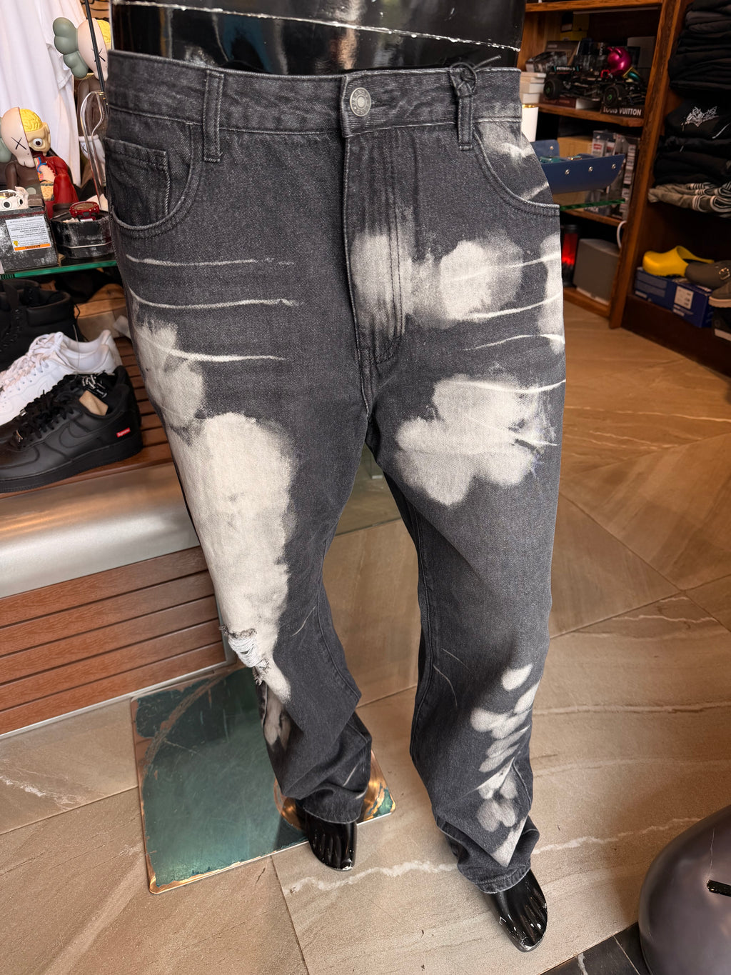 Straight Bleach Me Jean - Black Wash