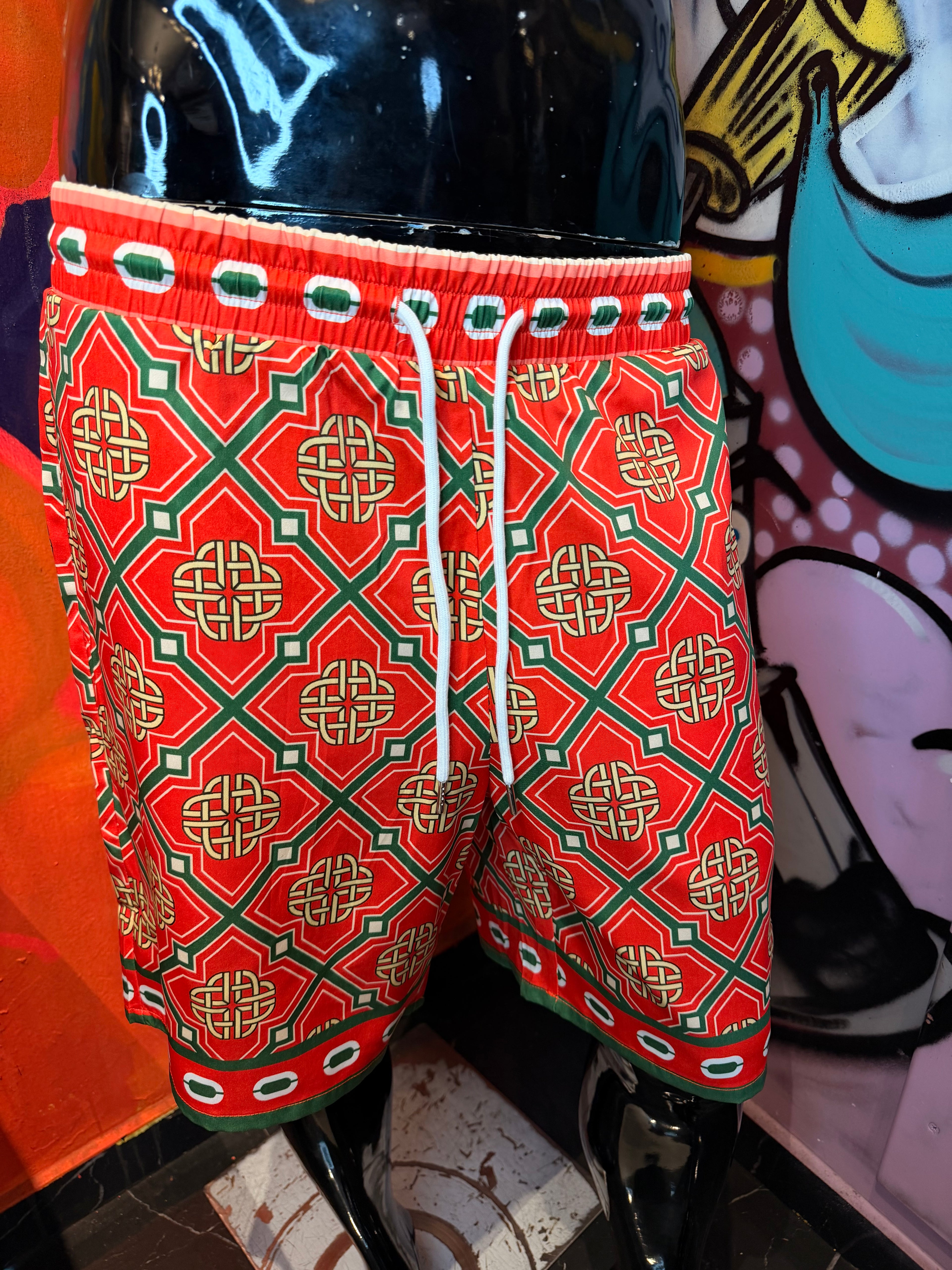 Royal Geometric Relaxed Short - Red/combo