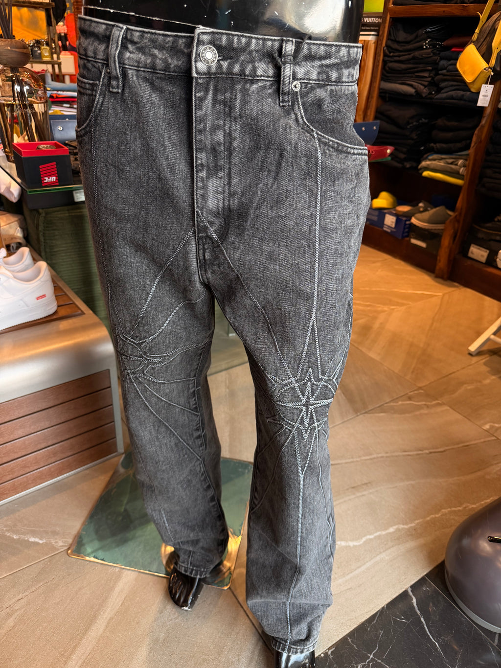 Straight Galaxy Star Jean - Black