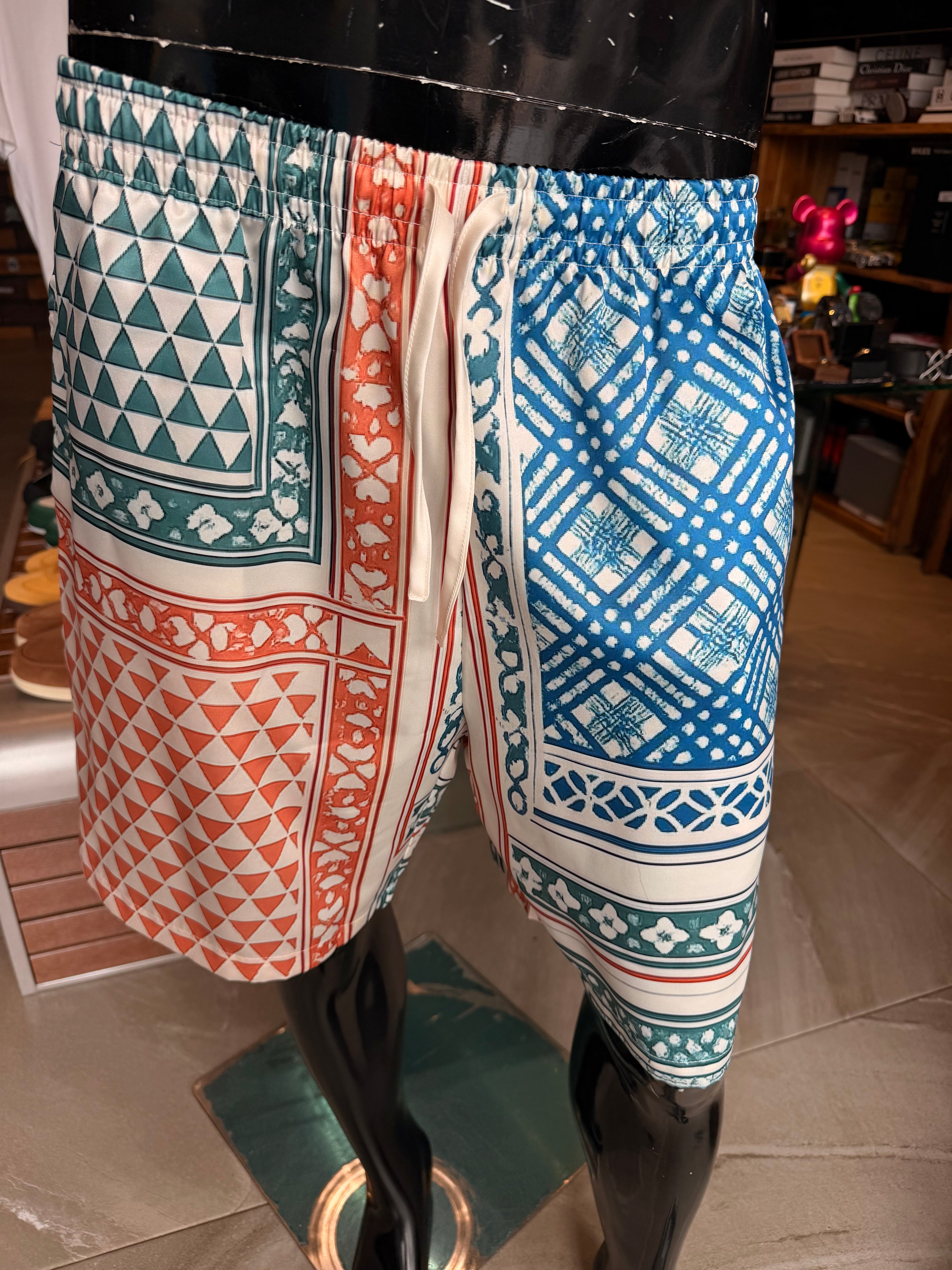 Kair Relaxed Short - Multi Color