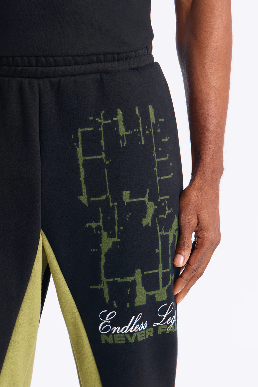 Broken Love Color Block Slim Flare Sweatpants - Black