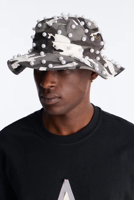 Camo Pearled Bucket Hat - Black/White